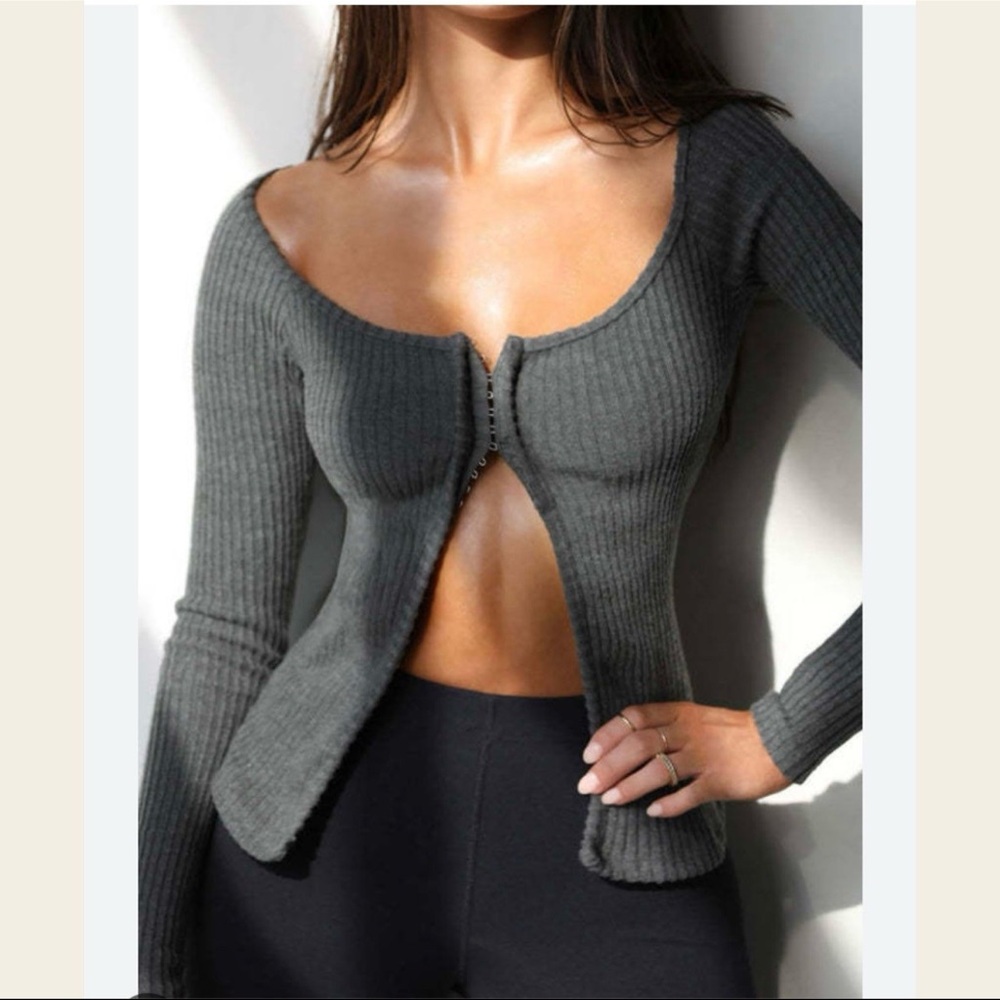 Joah Brown Hook & Eye Long Sleeve Top